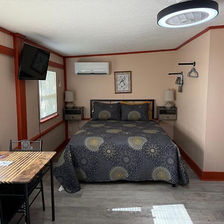 Nature Coast Inn & Cottages Inglis المظهر الخارجي الصورة